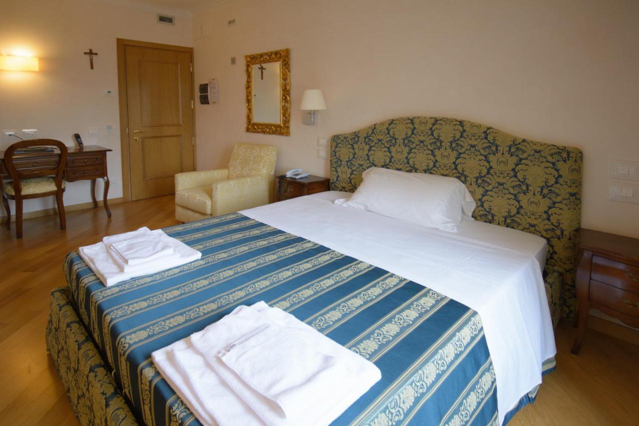 Domus Stella Maris - Casa Per Ferie Hotel Ancona Luaran gambar