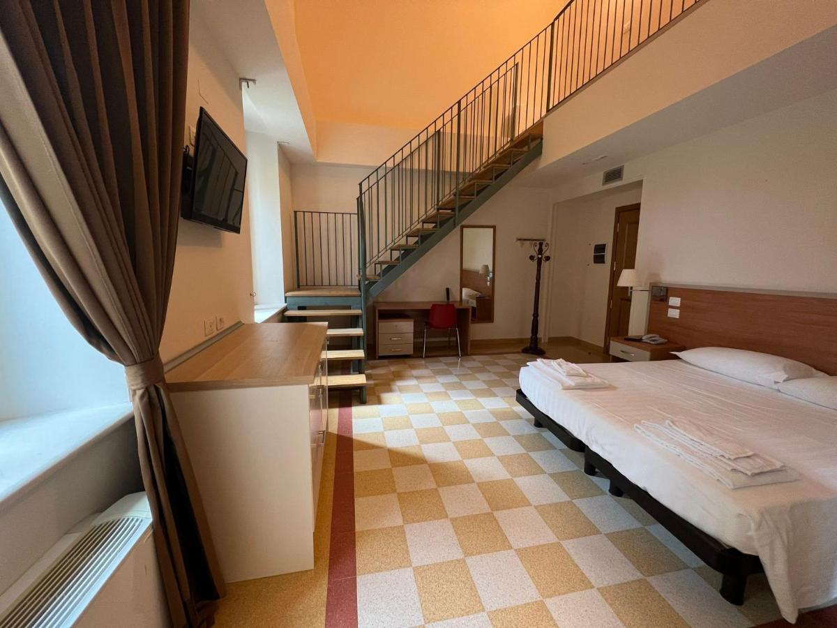 Domus Stella Maris - Casa Per Ferie Hotel Ancona Luaran gambar
