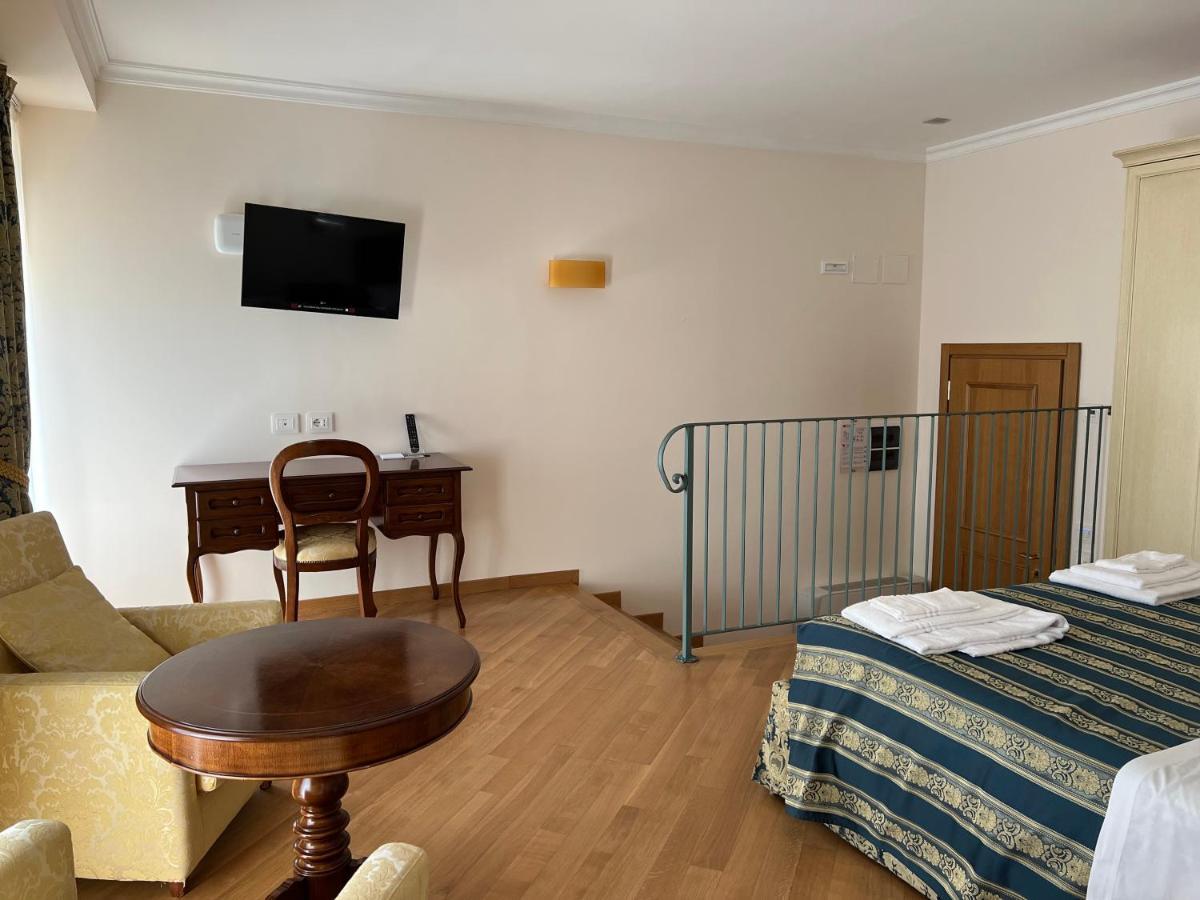 Domus Stella Maris - Casa Per Ferie Hotel Ancona Luaran gambar